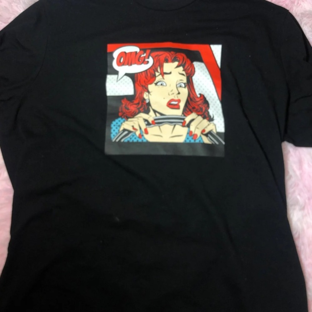 Women’s graphic tee